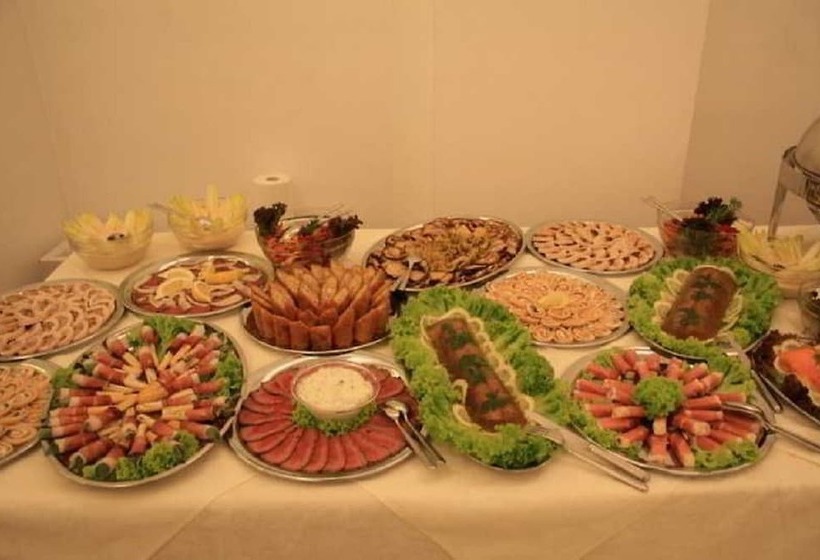 Excelsior By Timhotels