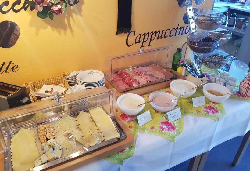 هتل Garni Central