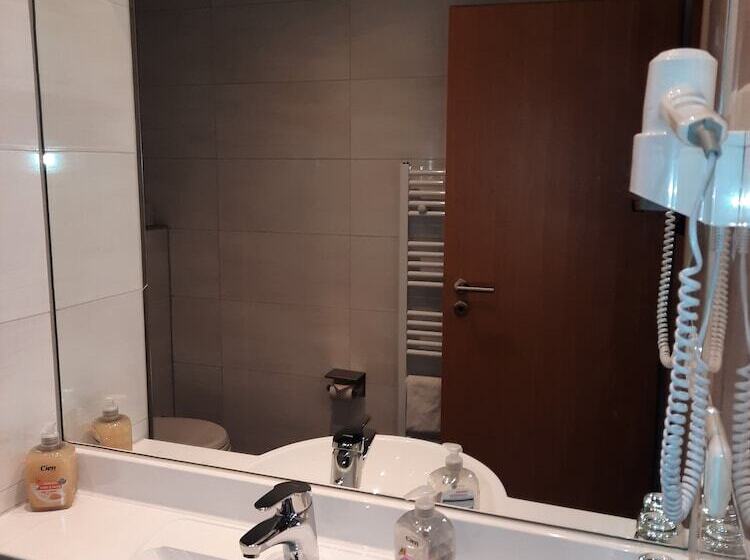 ホテル Gasthof Talblick