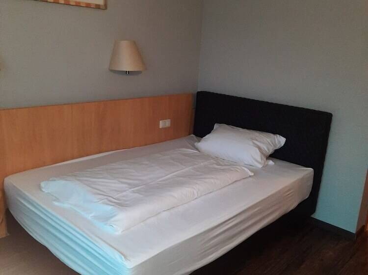 ホテル Gasthof Talblick