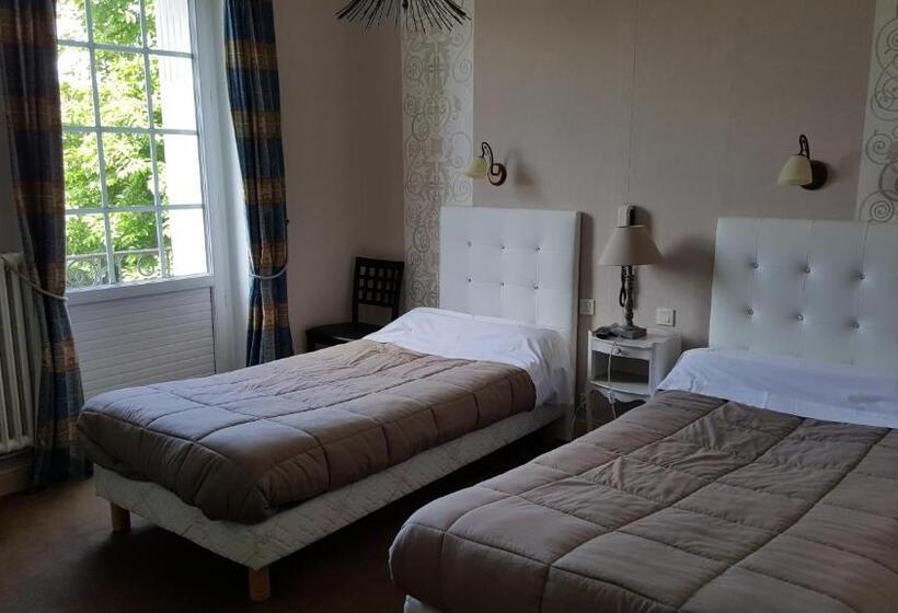 בית מלון כפרי Hôtel Du Puy D Alon