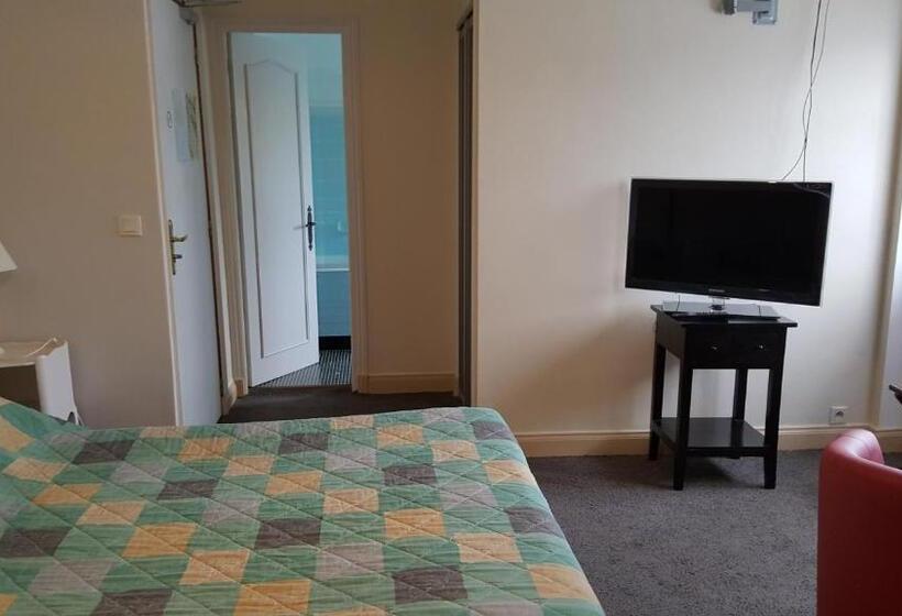 בית מלון כפרי Hôtel Du Puy D Alon