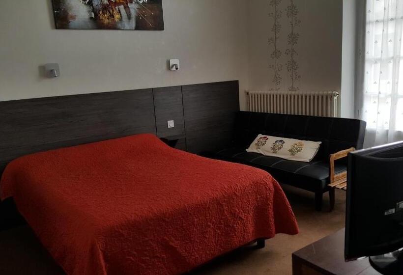 בית מלון כפרי Hôtel Du Puy D Alon