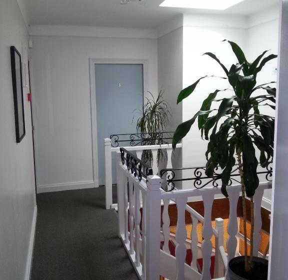 בית מלון כפרי Hôtel Du Puy D Alon