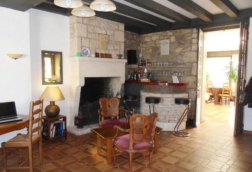 בית מלון כפרי Hôtel Du Puy D Alon