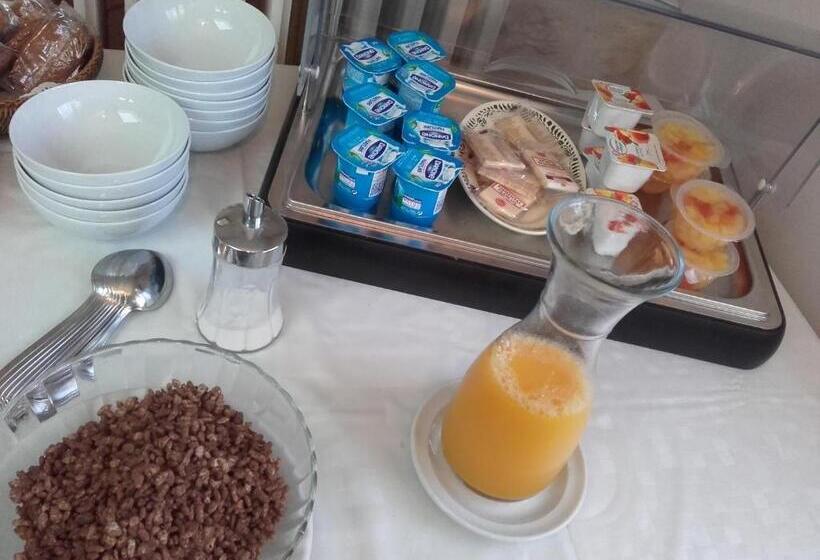 בית מלון כפרי Hôtel Du Puy D Alon