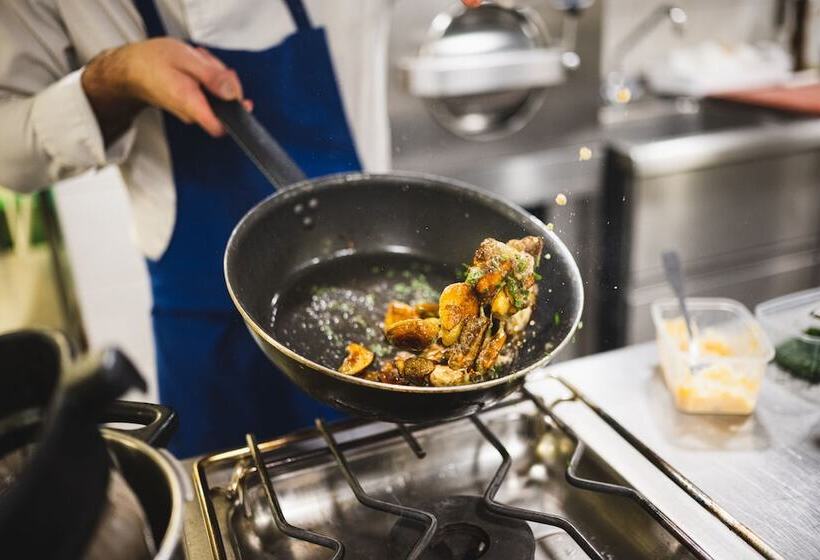 فندق Hôtel Ithurria