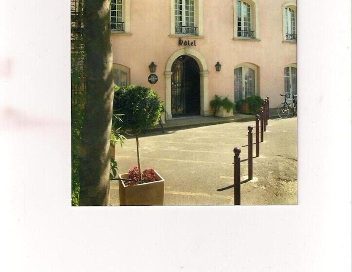ホテル Hôtel Les Echevins