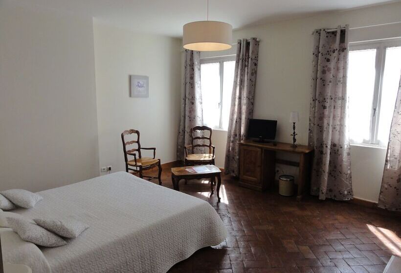 ホテル Hôtel Les Echevins