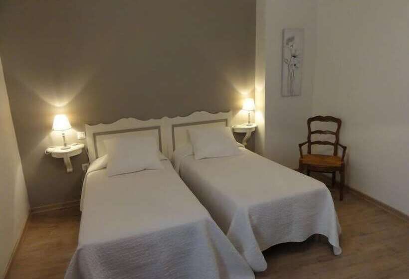 ホテル Hôtel Les Echevins
