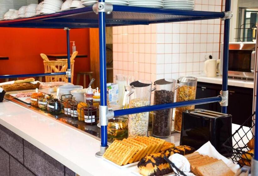 호텔 Ibis Budget Millau Viaduc