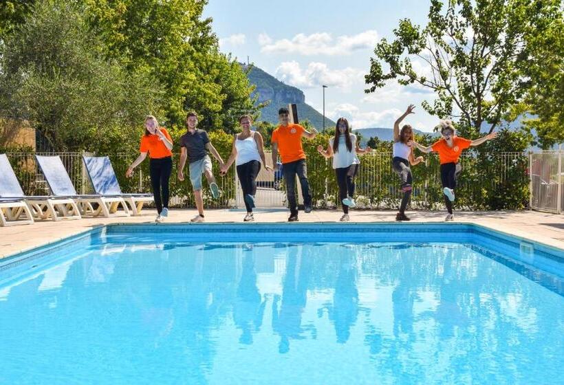 호텔 Ibis Budget Millau Viaduc