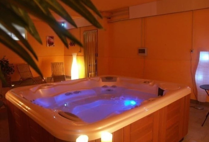 هتل Il Borgonuovo