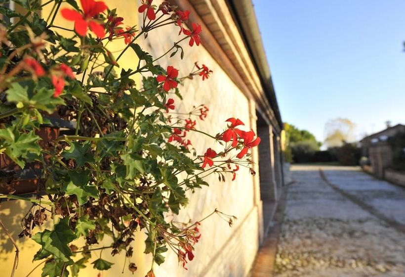 ホテル Il Podere Del Germano Reale