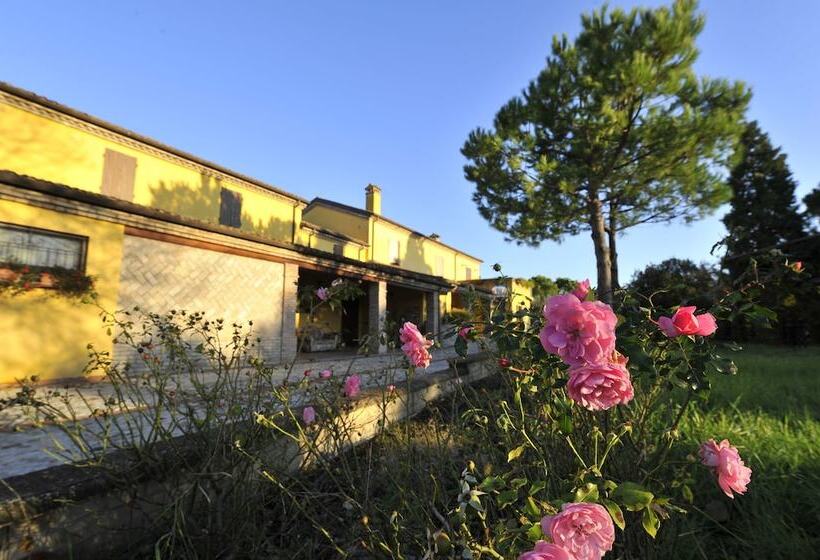 ホテル Il Podere Del Germano Reale