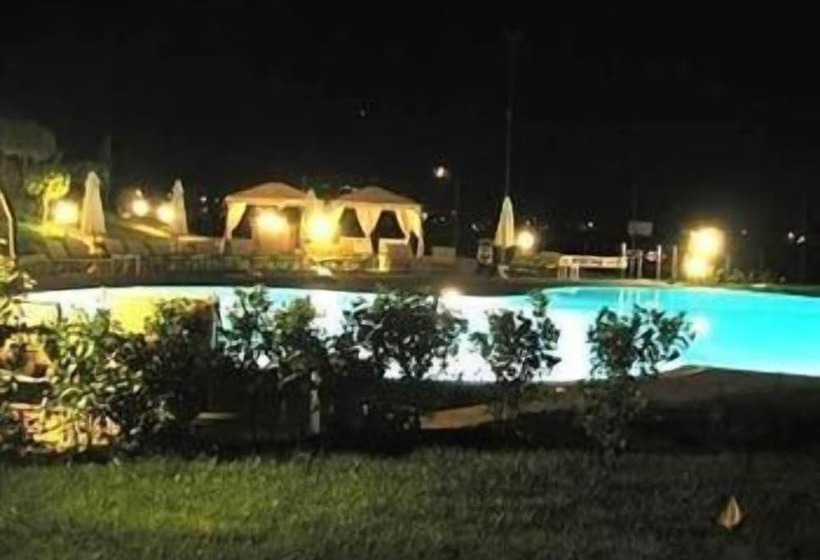 ホテル Il Podere Del Germano Reale