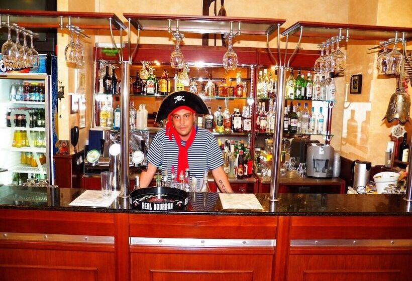 Отель Joya Park