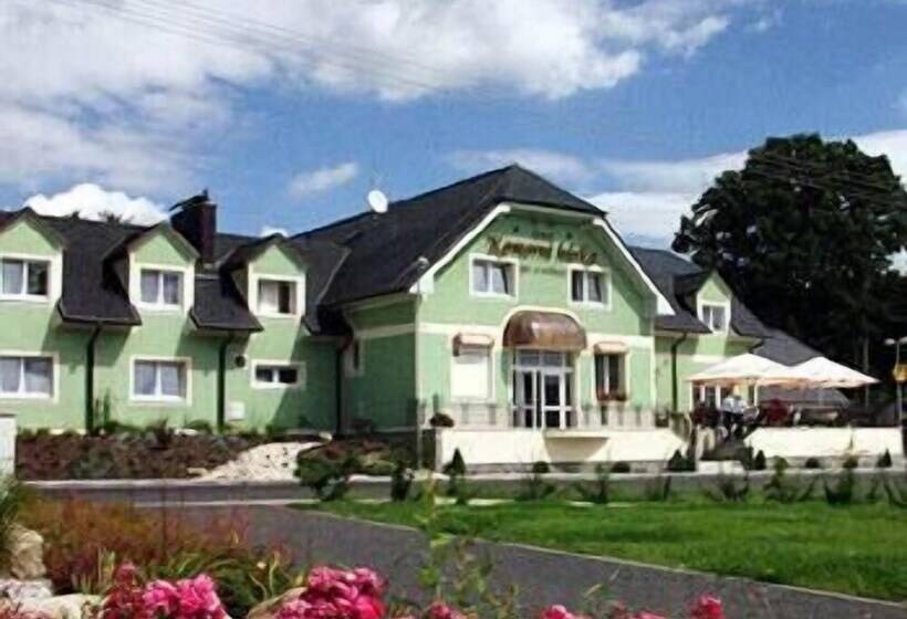 호텔 Komorni Hurka