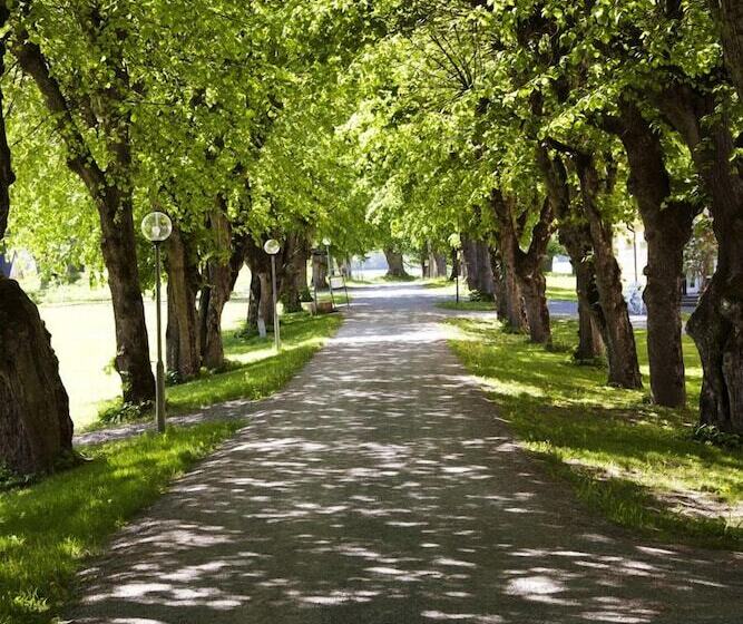 בית מלון כפרי Krusenberg Herrgård