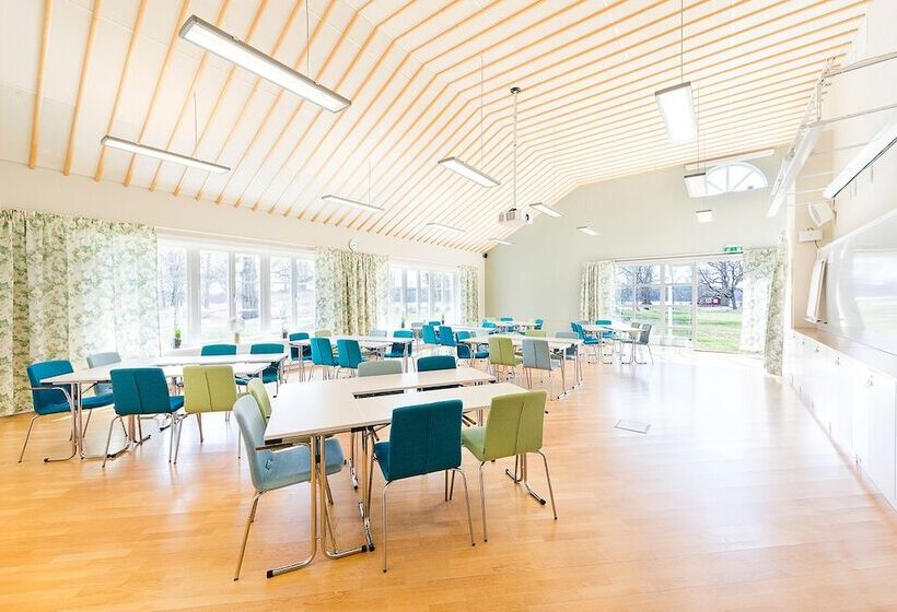 בית מלון כפרי Krusenberg Herrgård