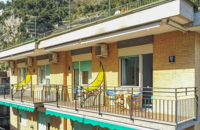 Отель La Casa Delle Stelle