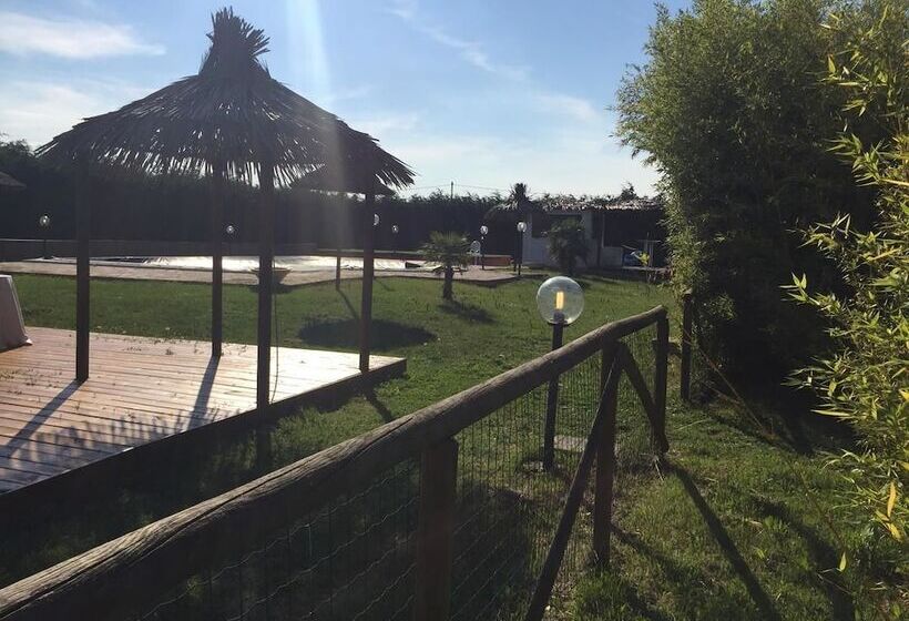 בית מלון כפרי La Tortiola Country