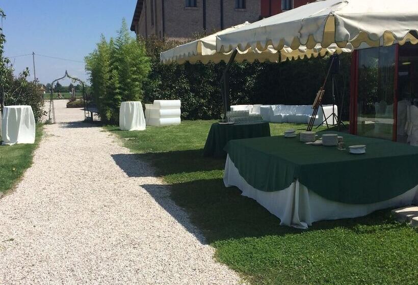 בית מלון כפרי La Tortiola Country