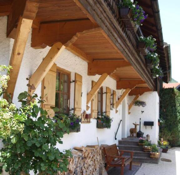 Отель Garni Landhaus Traunbachhäusl