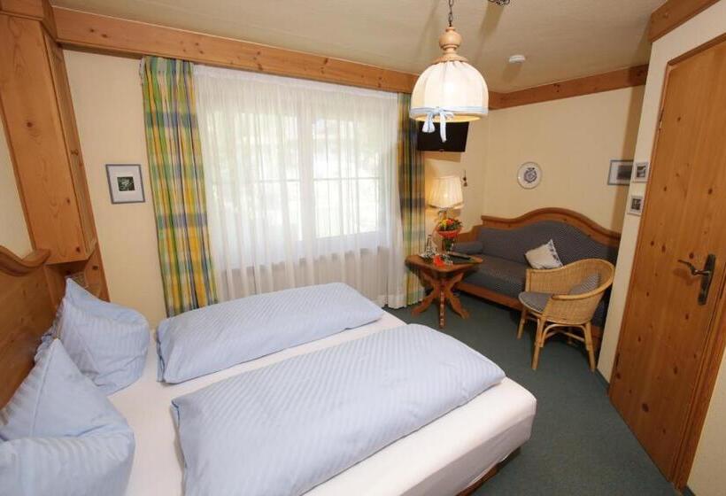 Отель Garni Landhaus Traunbachhäusl