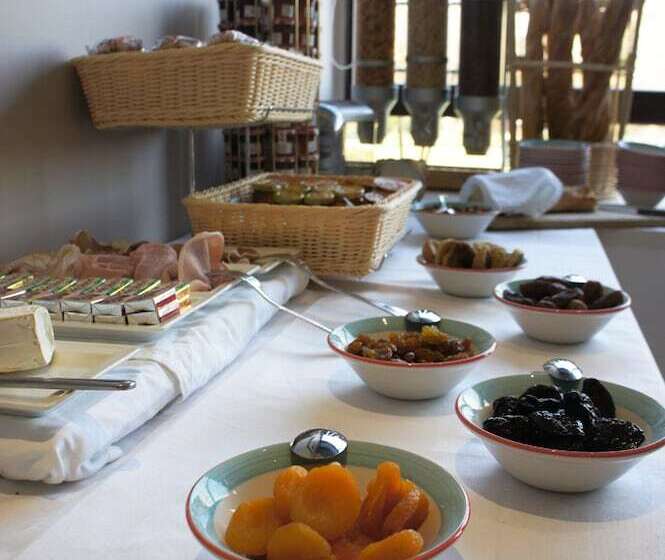 בית מלון כפרי Le Grand Monarque