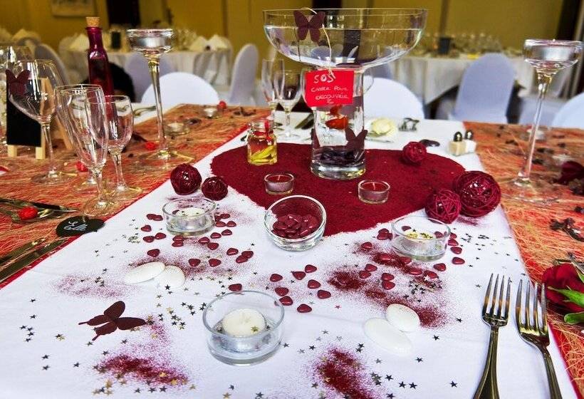 בית מלון כפרי Le Grand Monarque