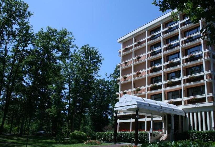 فندق Le Grand Monarque