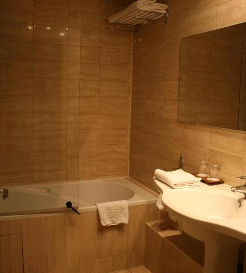 בית מלון כפרי Le Grand Monarque