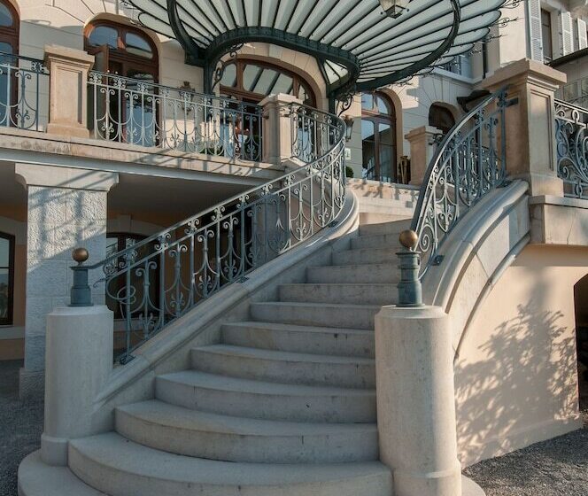 فندق Le Palace De Menthon