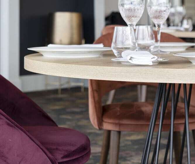 فندق Le Palace De Menthon