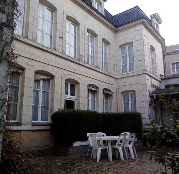 Отель Hôtellerie De Charme Le Relais Cicero Hôtel Jardin Calme Verdure Centre