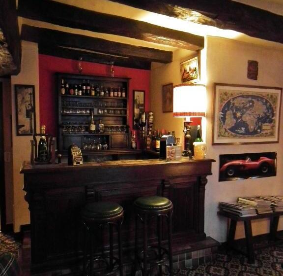 Отель Hôtellerie De Charme Le Relais Cicero Hôtel Jardin Calme Verdure Centre