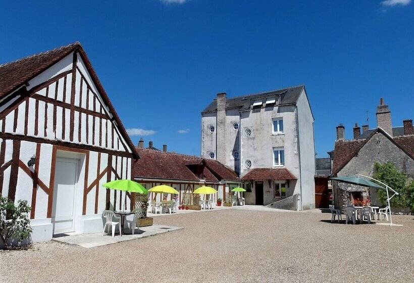 בית מלון כפרי Logis Hôtel Du Cygne