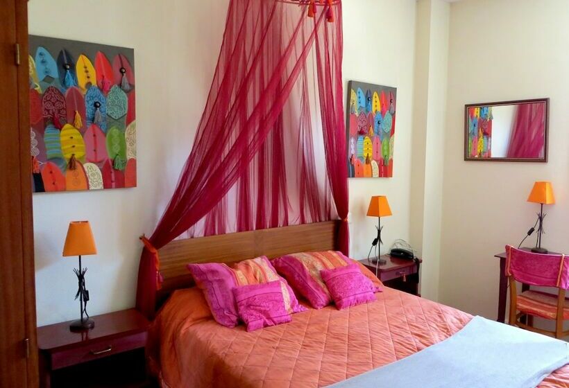 בית מלון כפרי Logis Hôtel Le Clos Pité