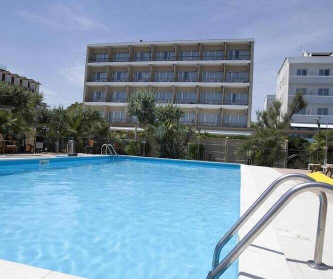 בית מלון כפרי Miami Beach