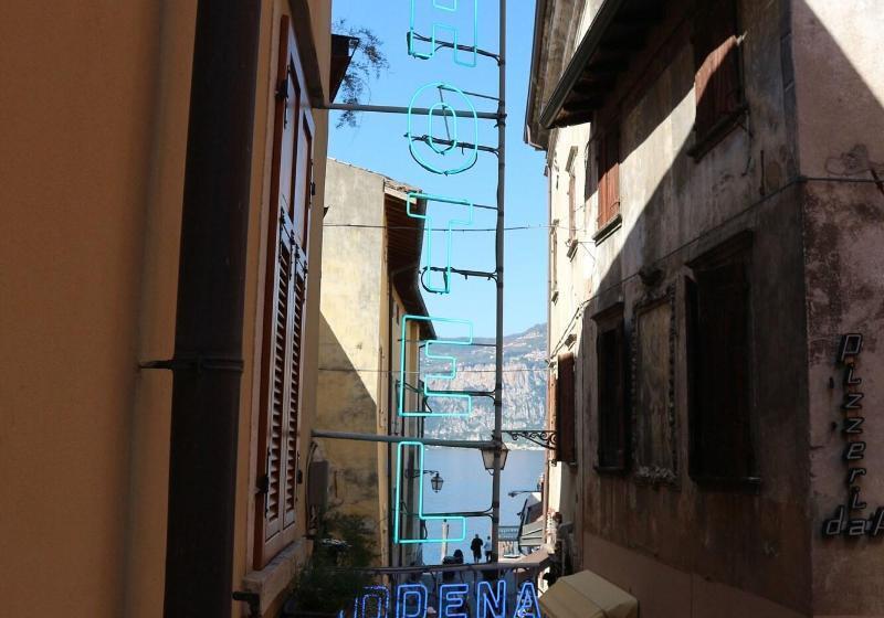 ホテル Modena Old Town