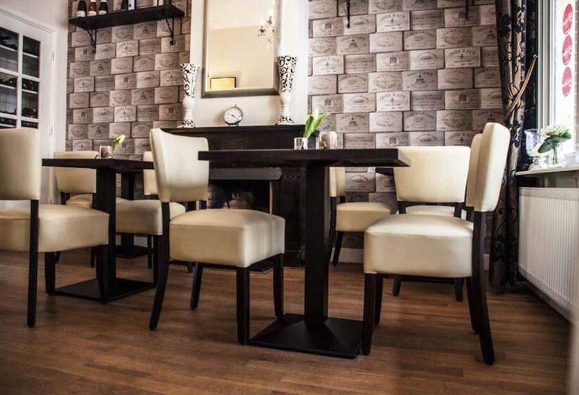 Отель Montfoort