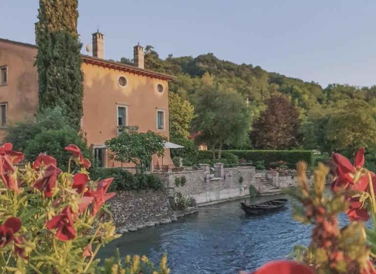 호텔 Nuova Barcaccia