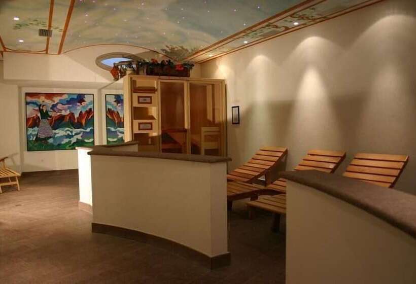 فندق Paganella Gourmet & Relax