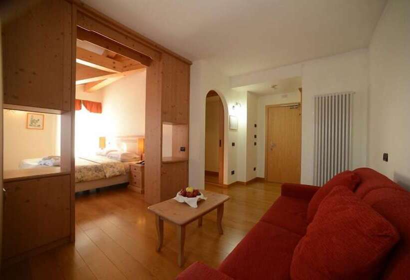 فندق Paganella Gourmet & Relax