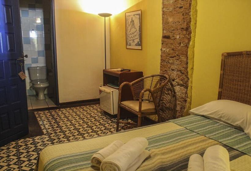 هتل Pousada Beija Flor