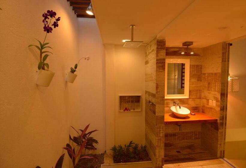 فندق Praiagogi Boutique Pousada