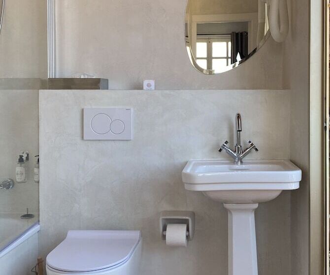 בית מלון כפרי Hôtel Le Provençal