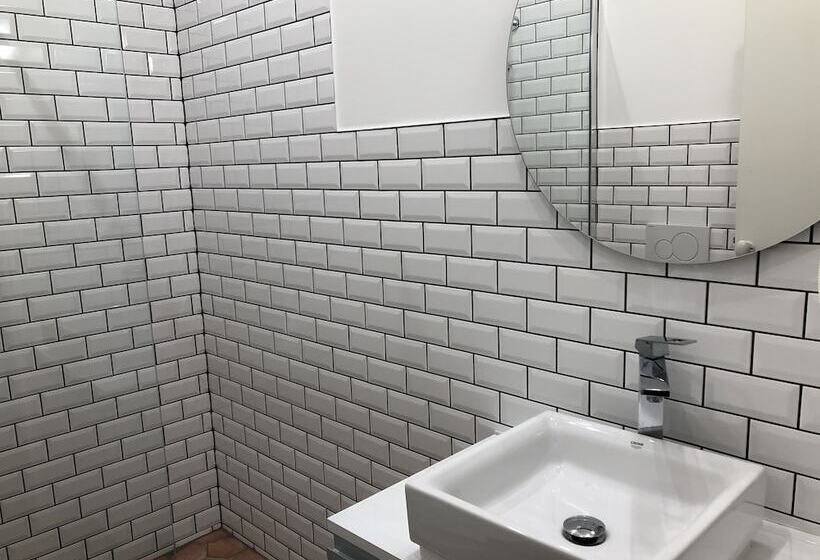 בית מלון כפרי Hôtel Le Provençal