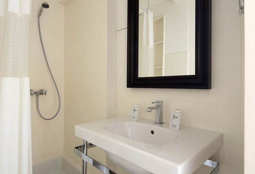 בית מלון כפרי Hôtel Le Provençal